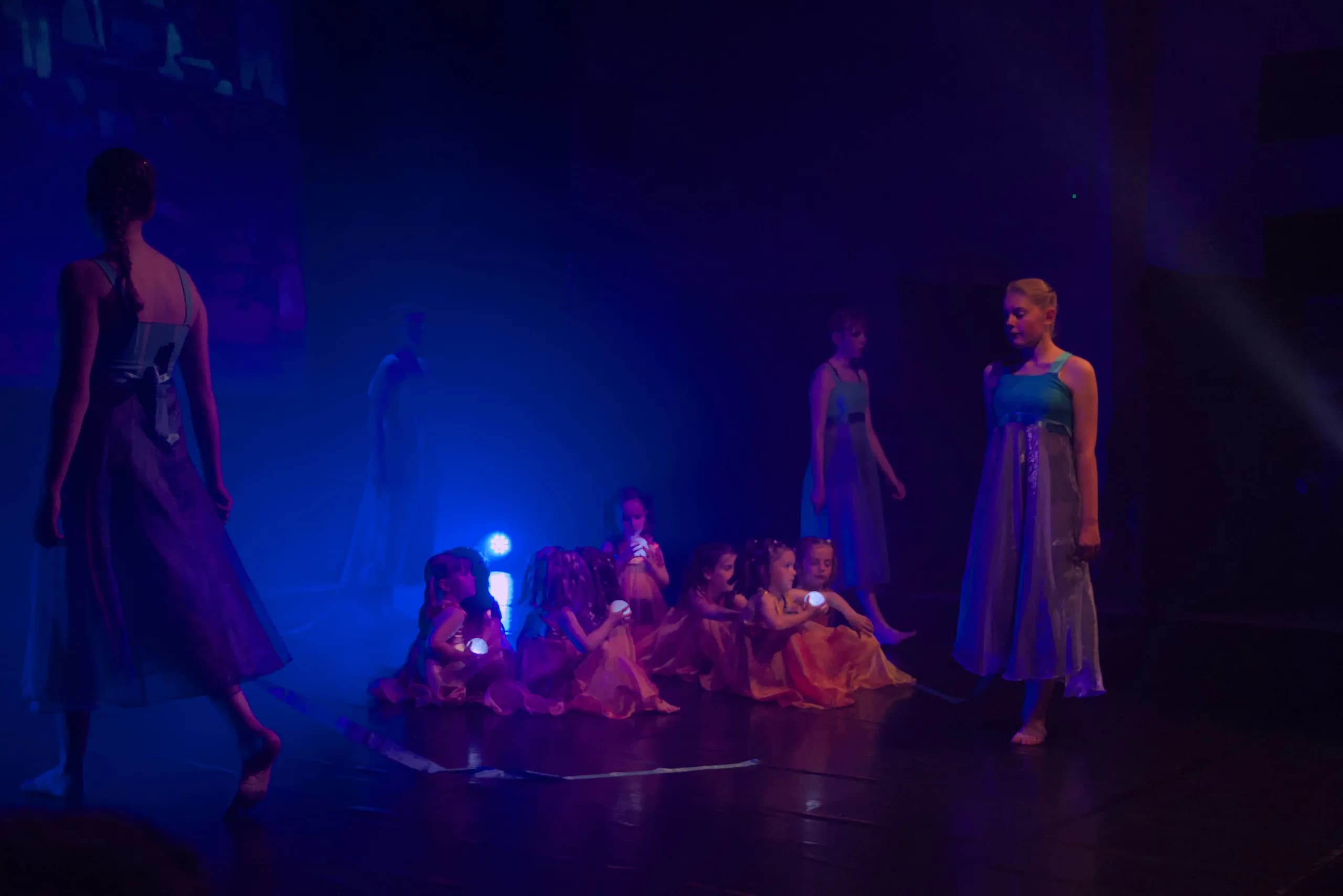 Spectacle de danse modern jazz 2024 — photo 21