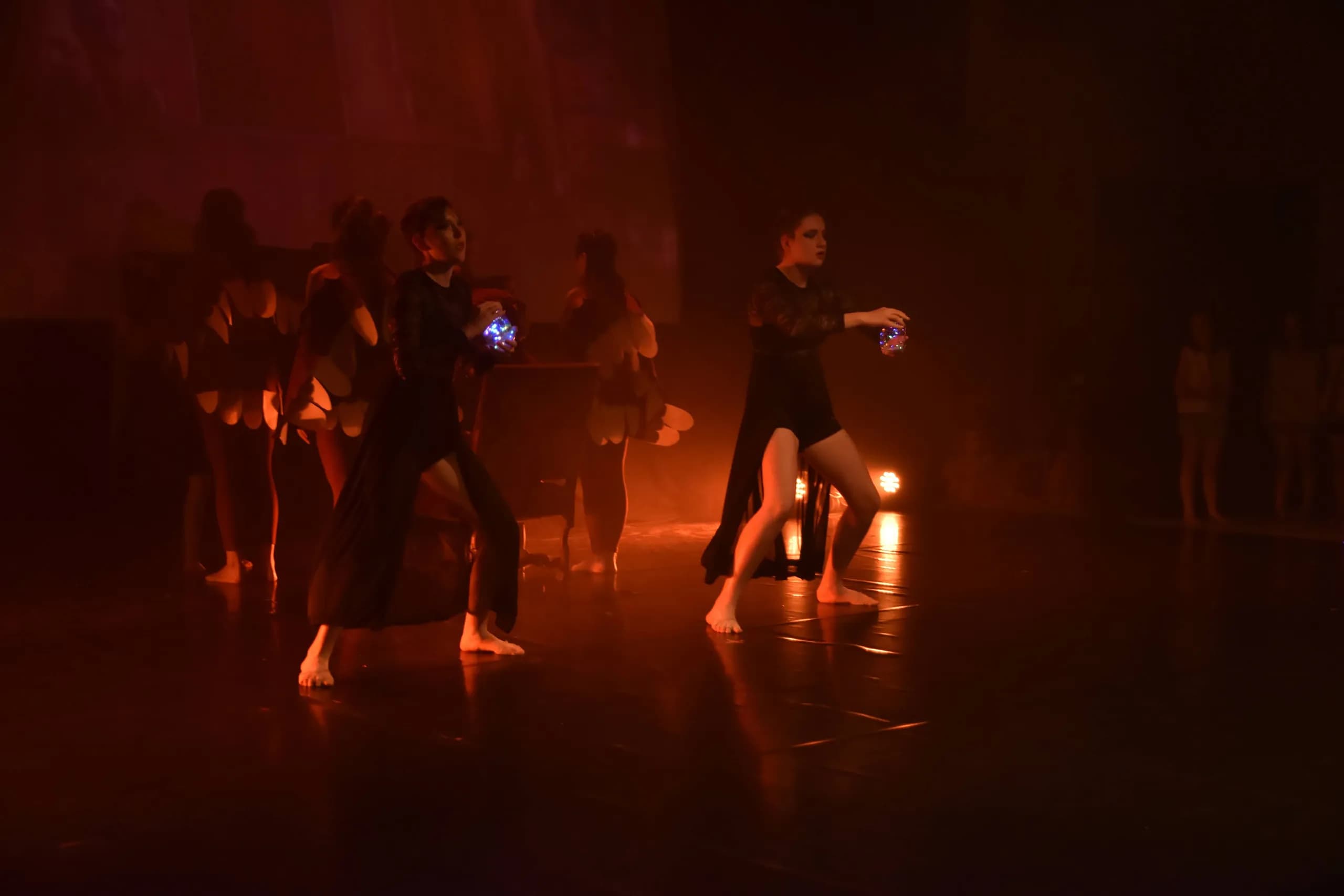 Spectacle de danse modern jazz 2024 — photo 26