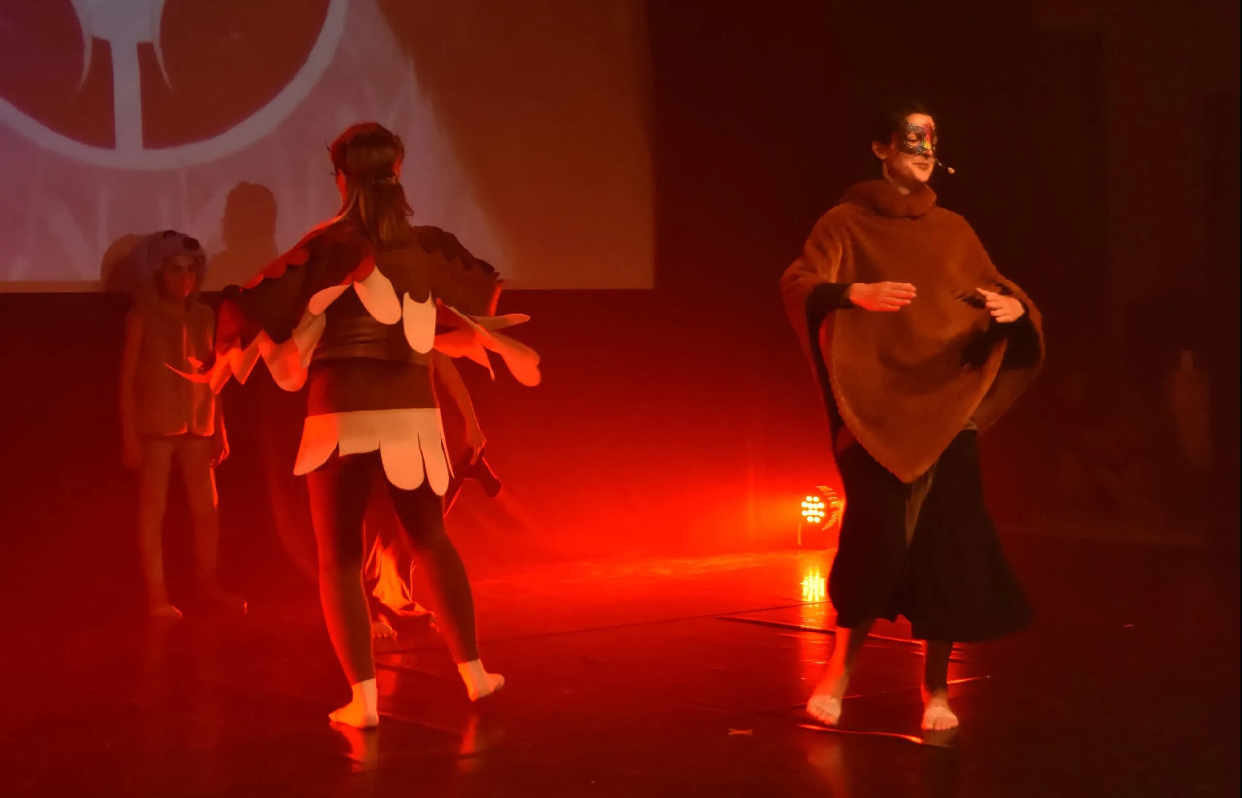 Spectacle de danse modern jazz 2024 — photo 30