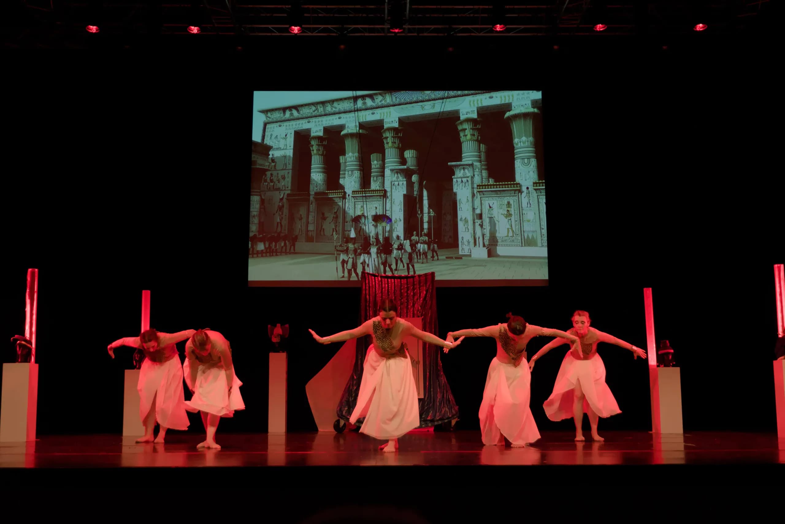 Spectacle de danse modern jazz 2025 — photo 3
