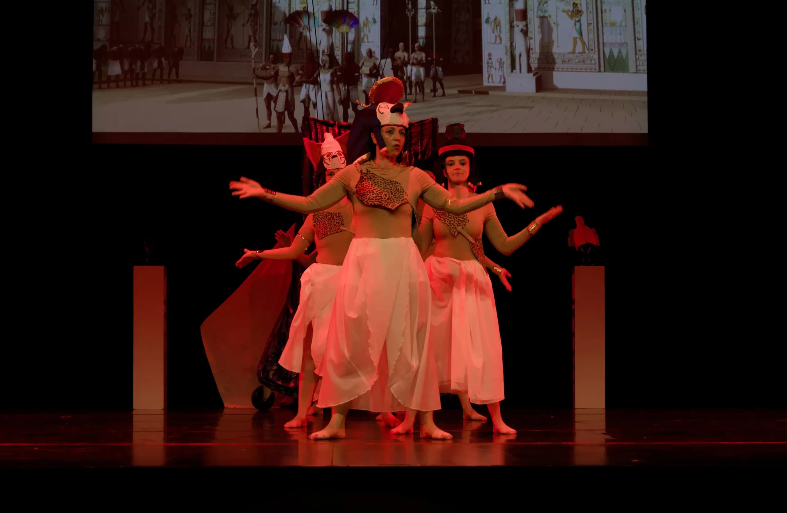 Spectacle de danse modern jazz 2025 — photo 4