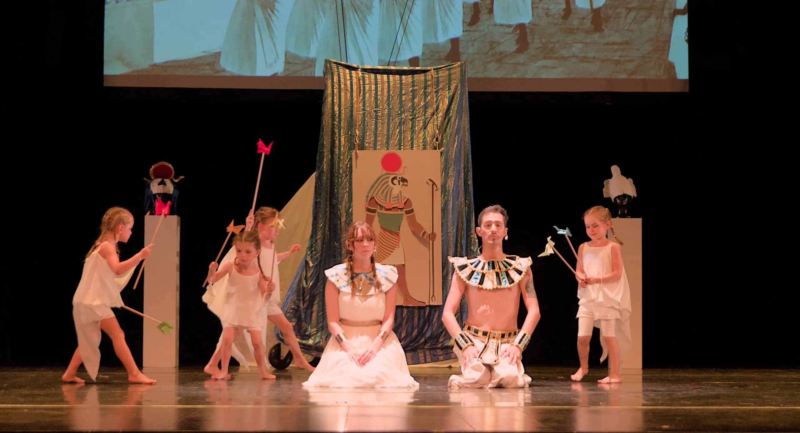 Spectacle de danse modern jazz 2025 — photo 8