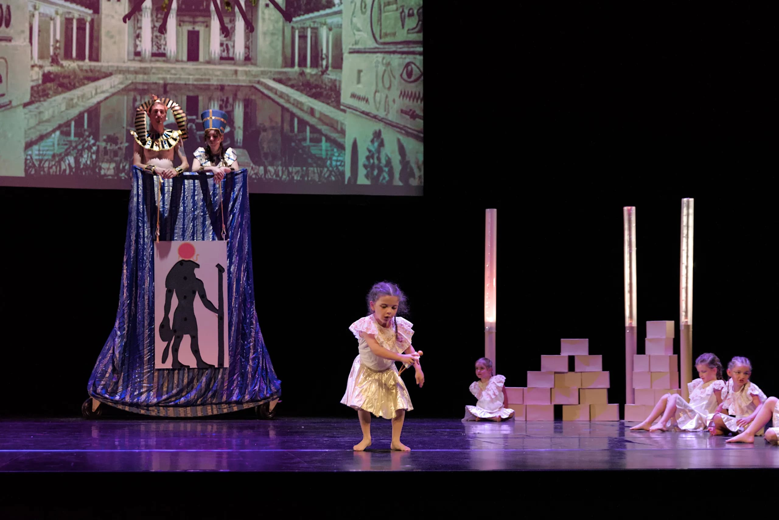 Spectacle de danse modern jazz 2025 — photo 16