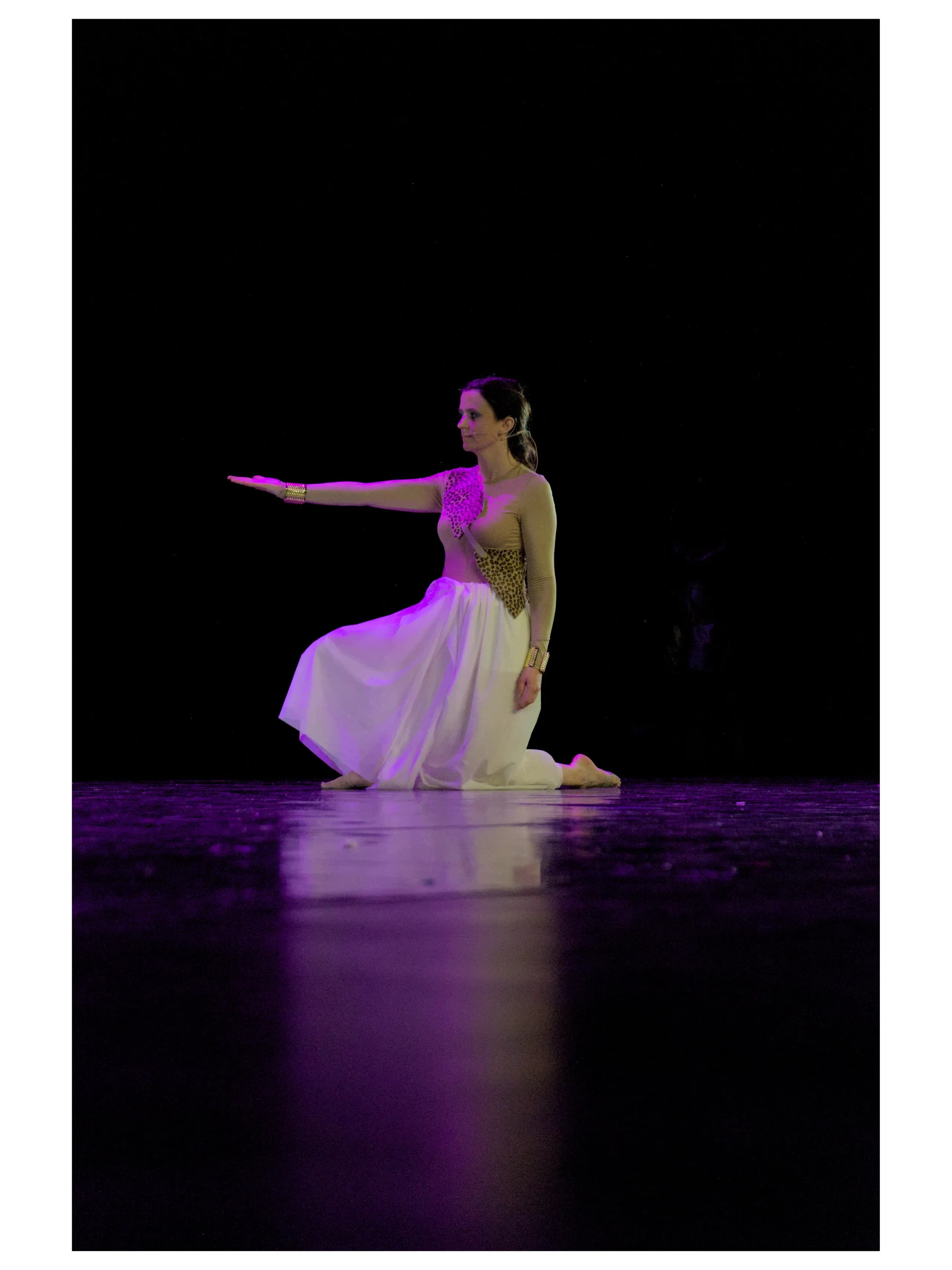 Spectacle de danse modern jazz 2025 — photo 31
