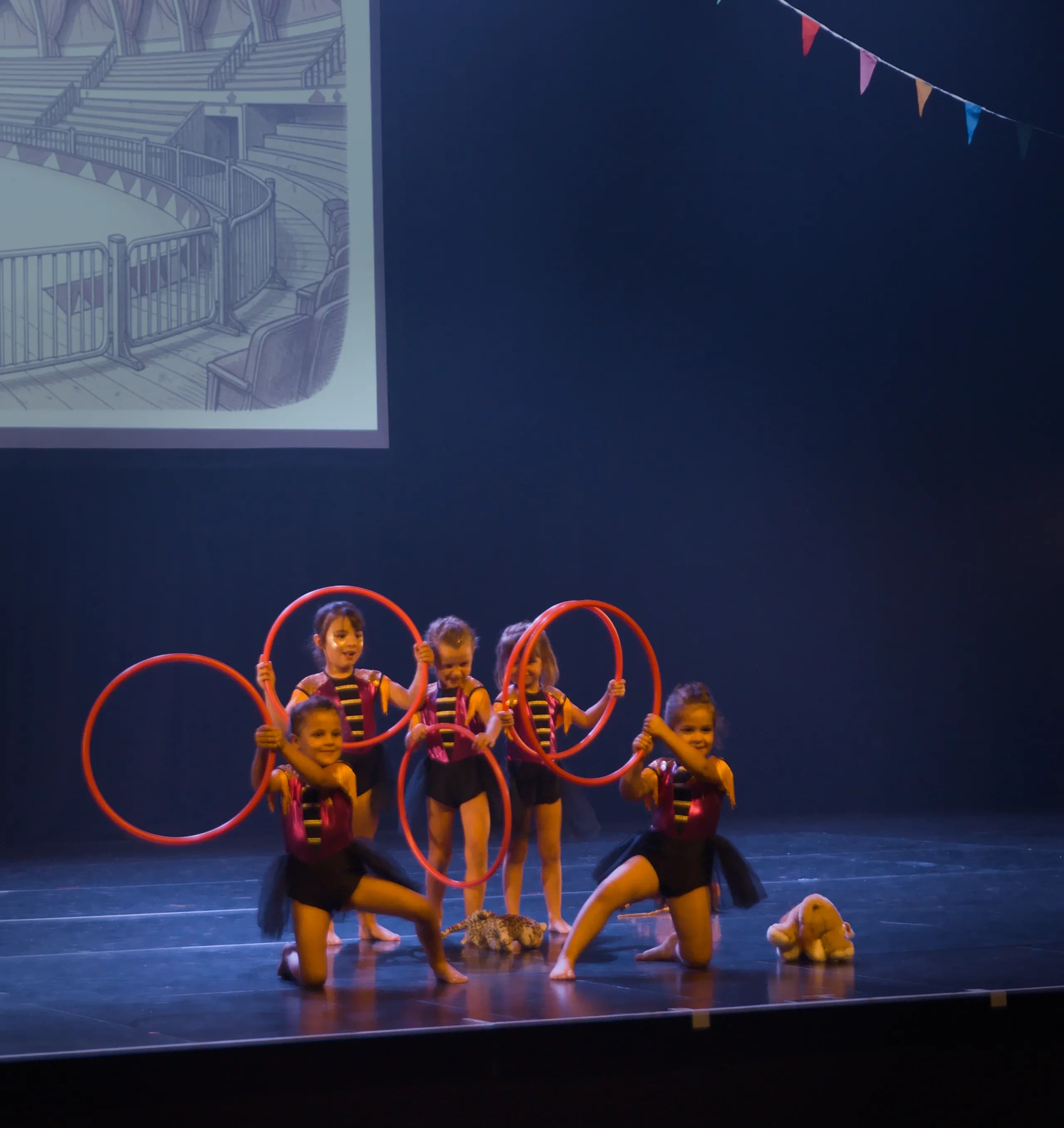 Spectacle de danse modern jazz 2026 — photo 11