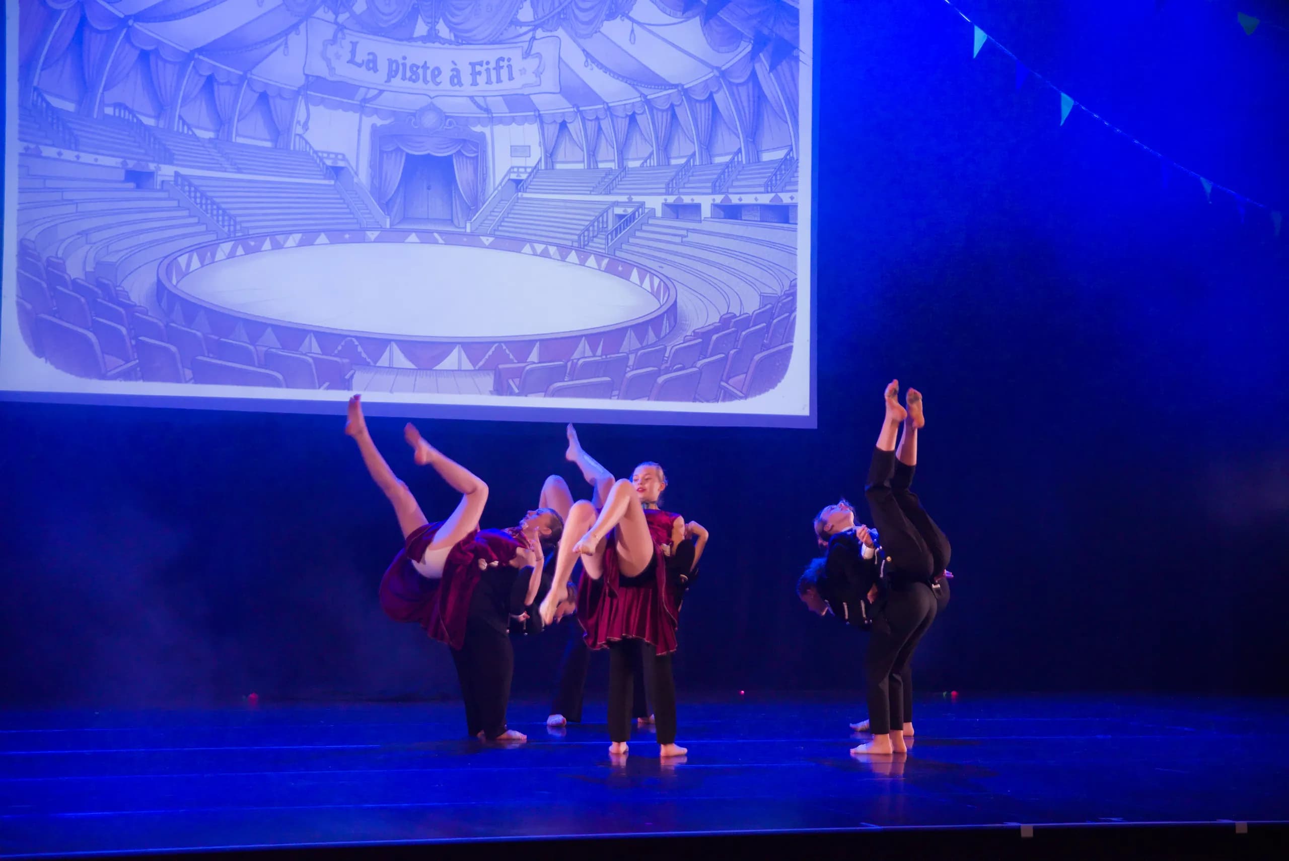 Spectacle de danse modern jazz 2026 — photo 12