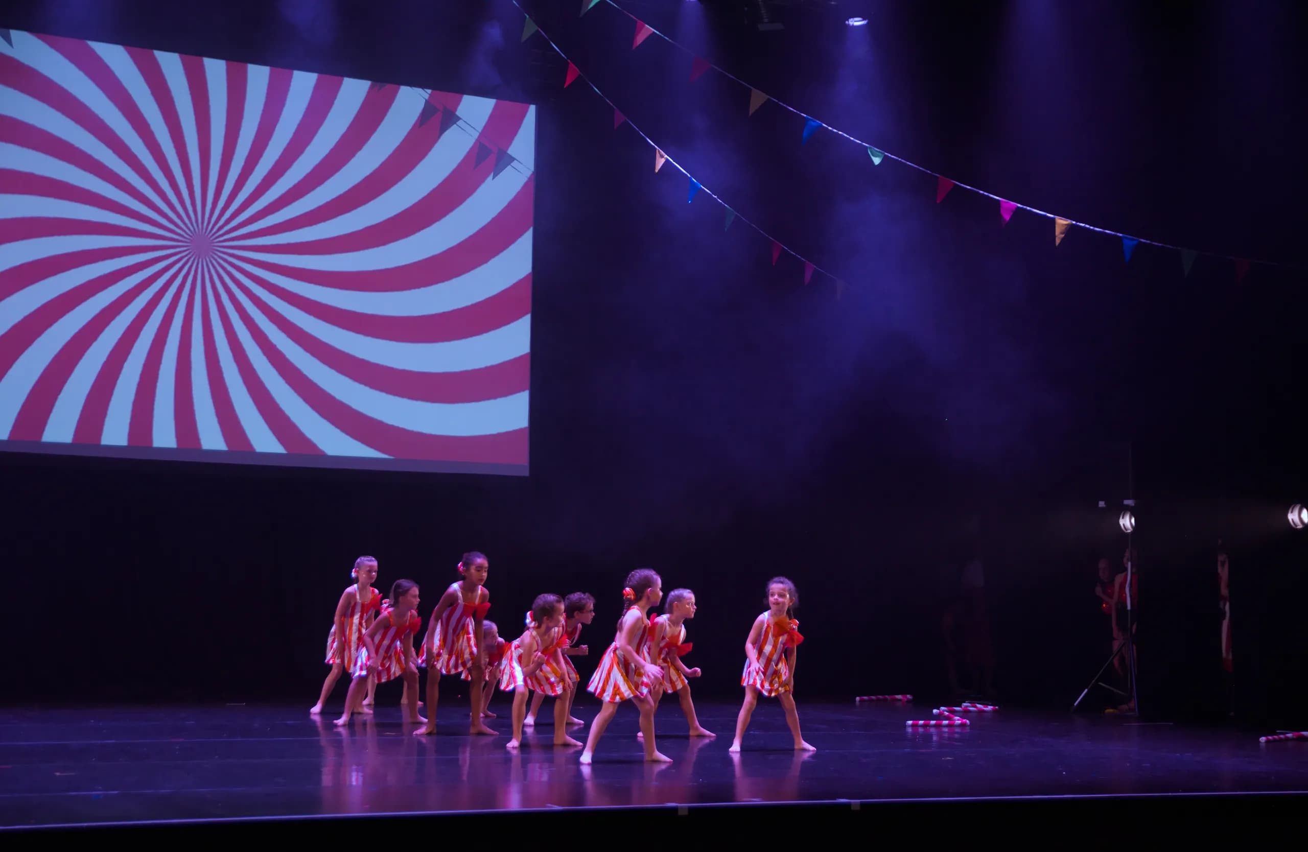Spectacle de danse modern jazz 2026 — photo 15
